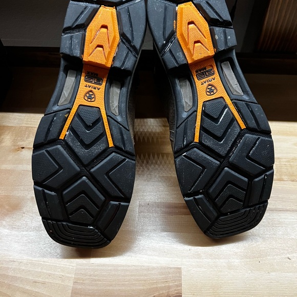 Excellent used condition Ariat work boots - Picture 5 of 5